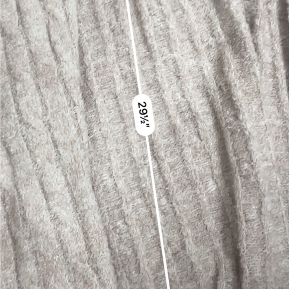 Barefoot dreams CozyChic lite shrug - Picture 5 of 5